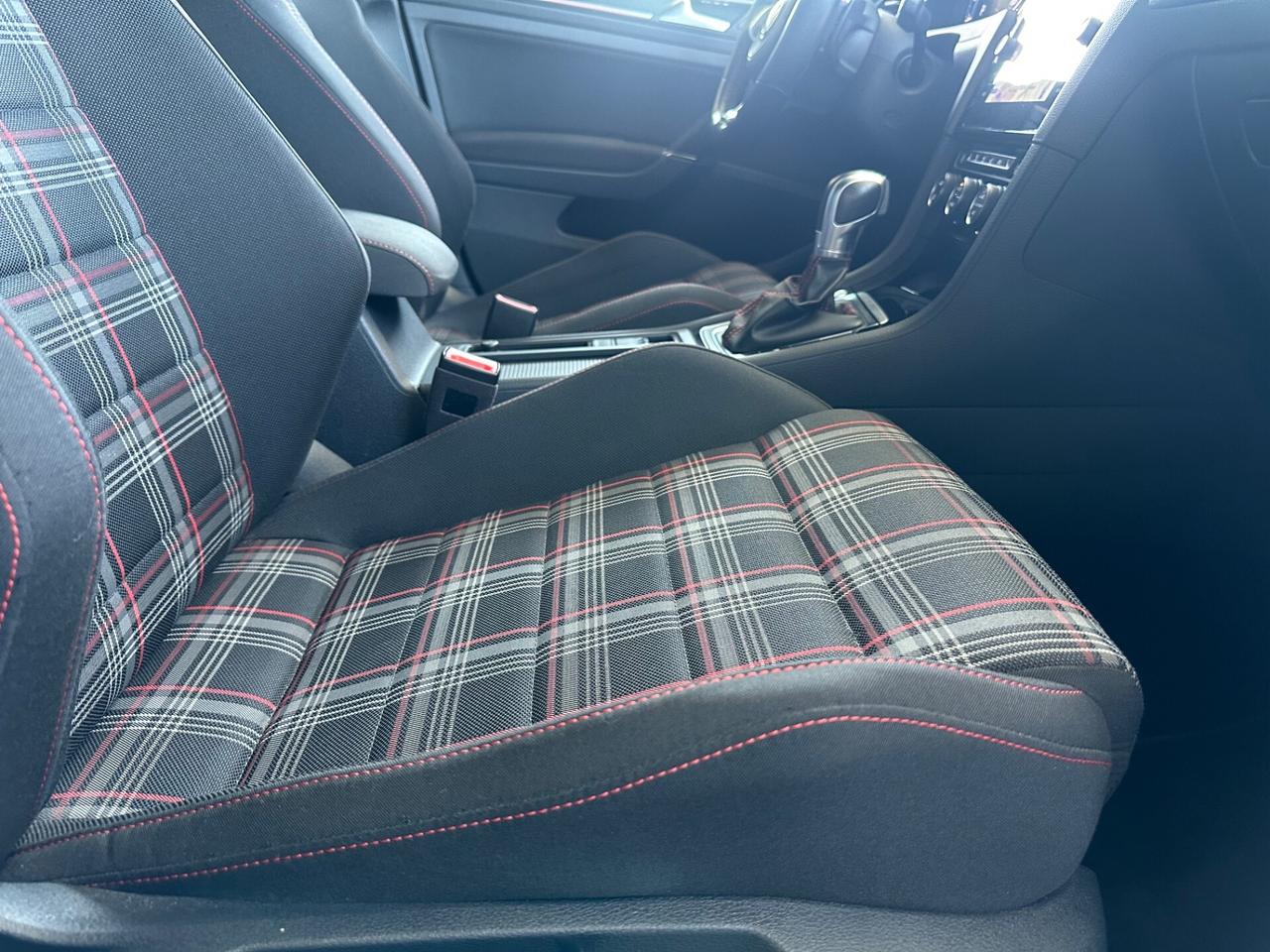 Volkswagen Golf GTI Golf GTI Performance 2.0 245 CV TSI 3p. BMT