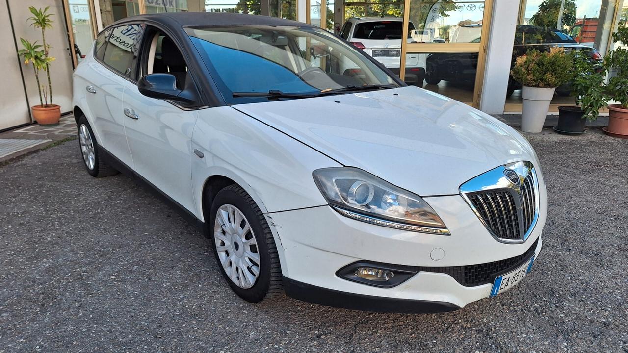 Lancia Delta 1.6 MJT DPF Selectronic Oro
