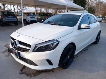 Mercedes-benz A 180 d Sport tenuta in maniera maniacale r 18 led pelle