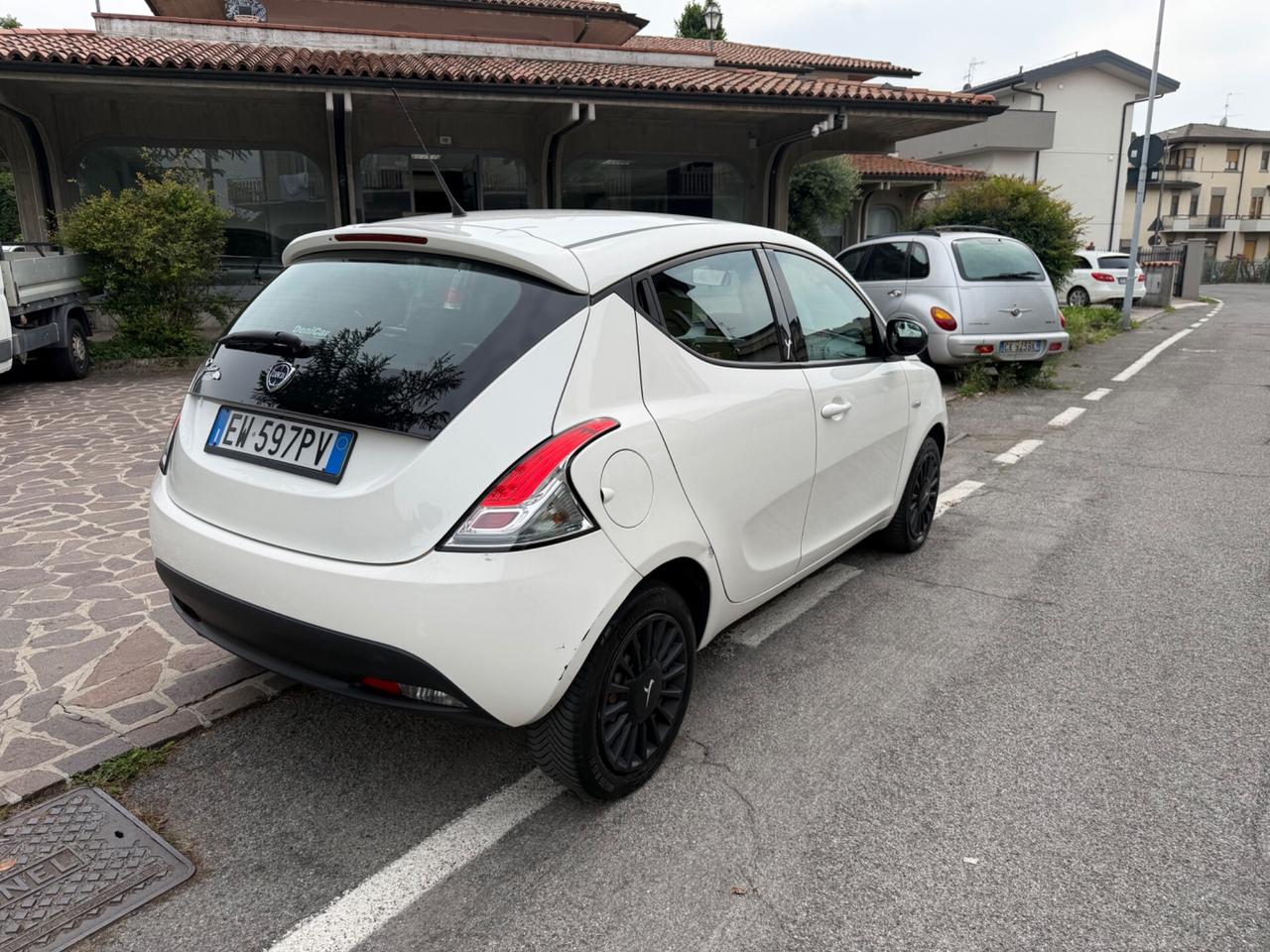 Lancia Ypsilon 1.2 69 CV 5 porte GPL Ecochic Gold