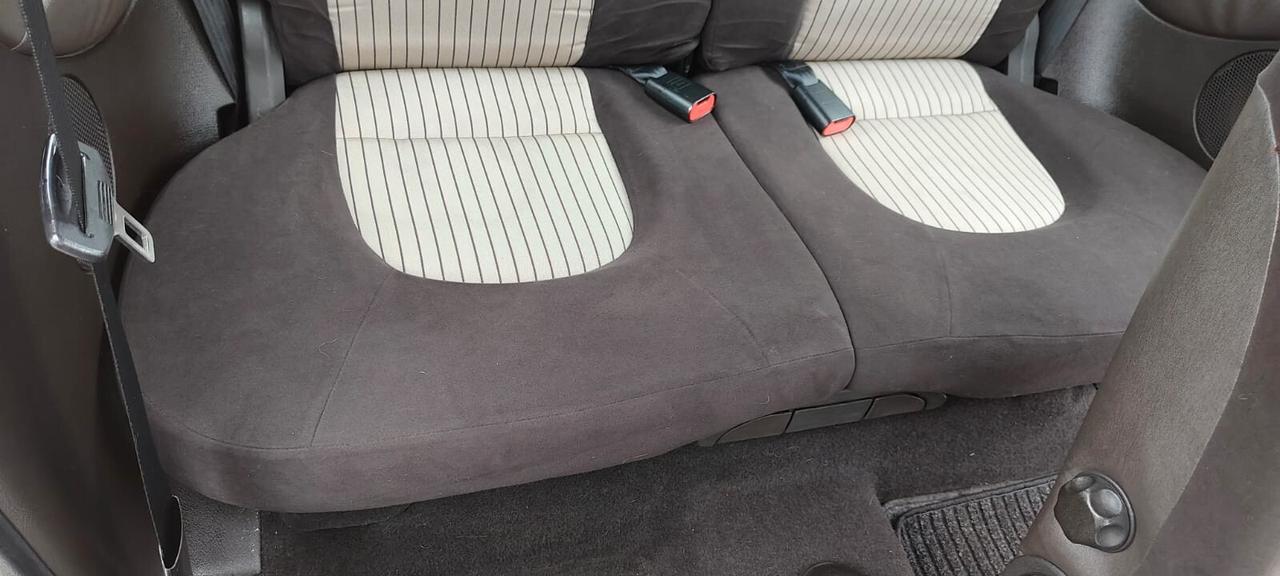 Lancia Ypsilon 1.2 Argento