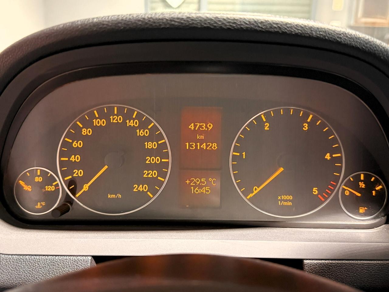 MERCEDES A 180CDI RESTYLING PREMIUM NAVI/BLUETOOTH
