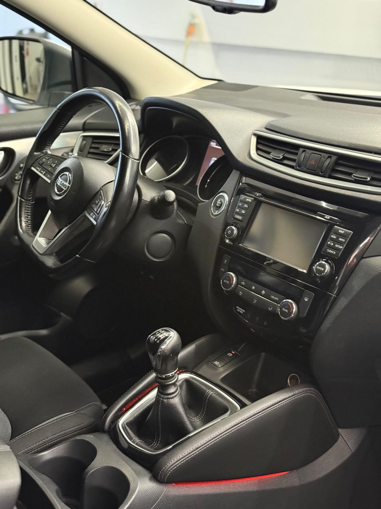 Nissan Qashqai 1.5 dCi 115 CV Tekna Tetto Panorama