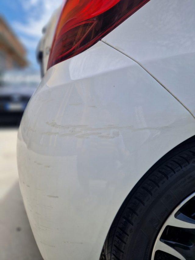 TOYOTA Yaris 1.3 100 Cv 5 porte *Euro6*