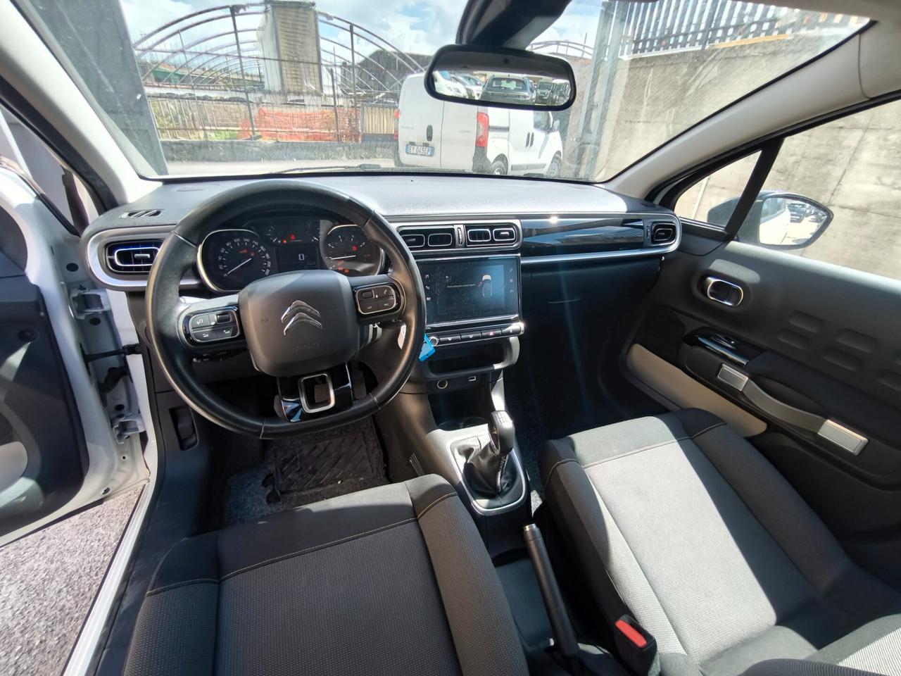 Citroen C3 BlueHDi 100 S&S Shine navigatore