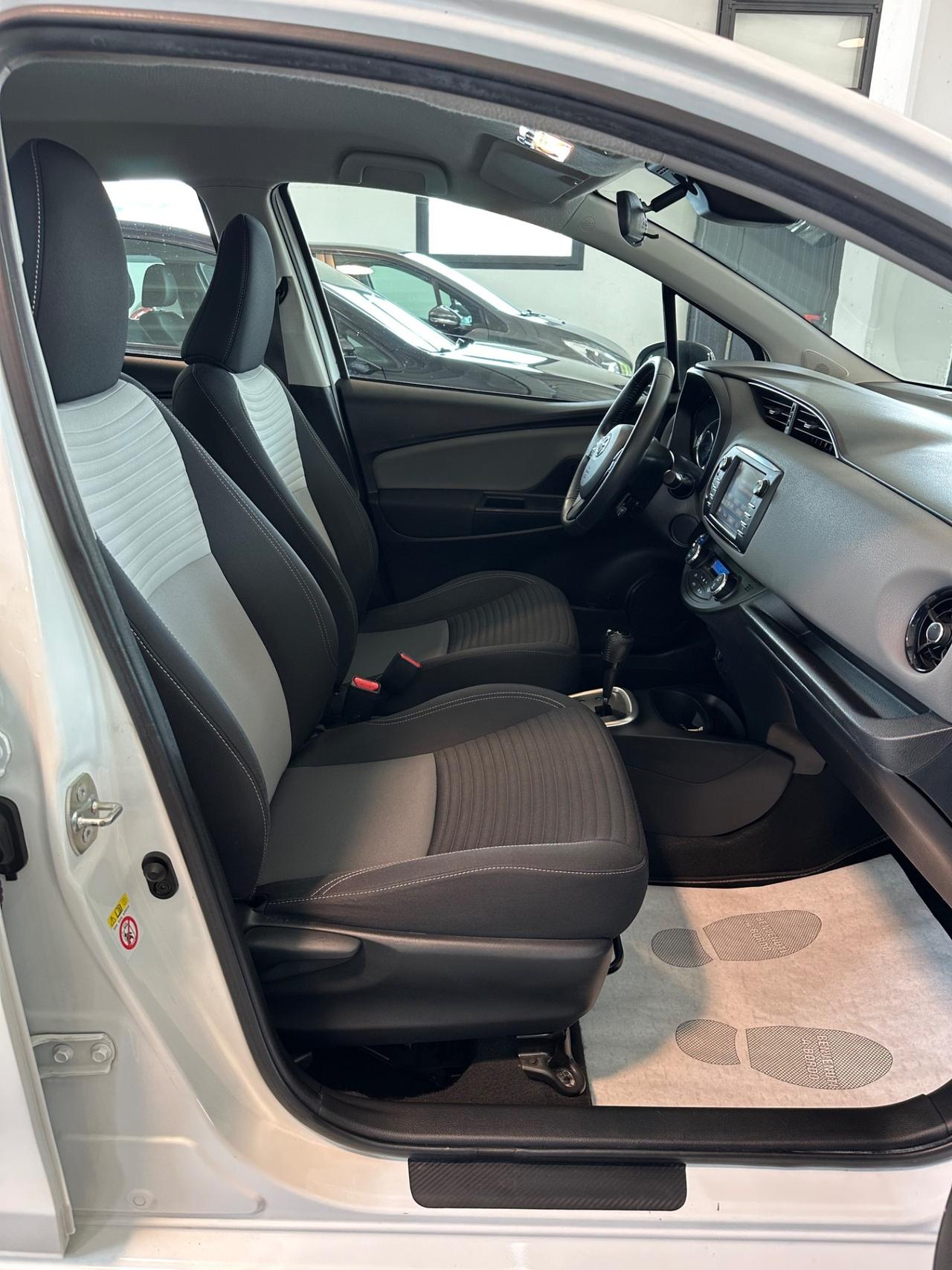 Toyota Yaris 1.5 Hybrid 5 porte Active