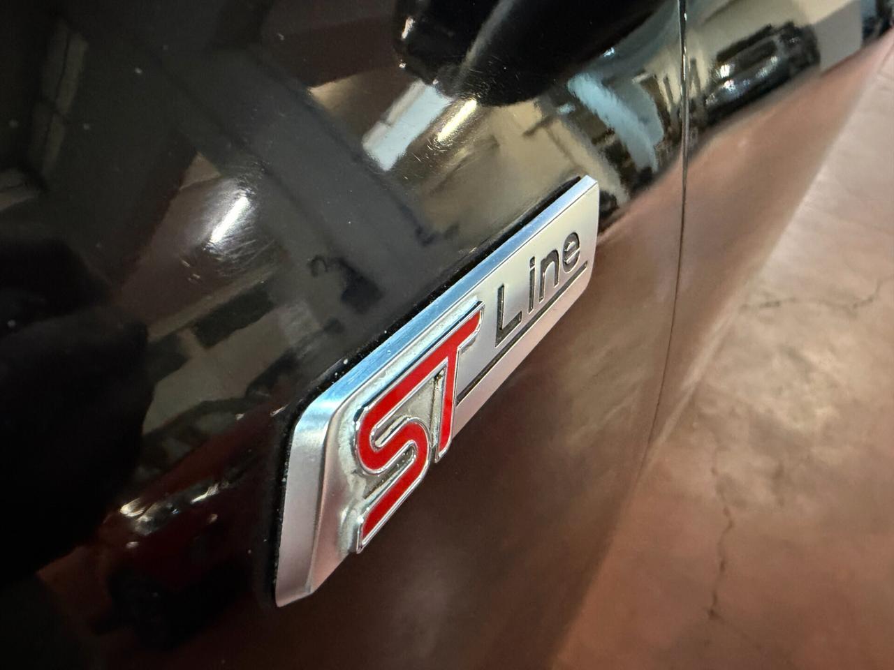 Ford Kuga 2.5 Full Hybrid 190 CV CVT AWD ST-Line X