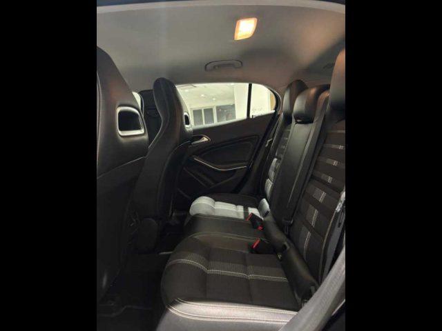 MERCEDES-BENZ G LA (X156) - LA 180 d Automatic Premium