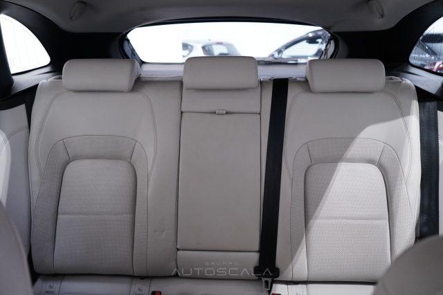JAGUAR F-Pace 2.0 D 163cv AWD Aut. SE