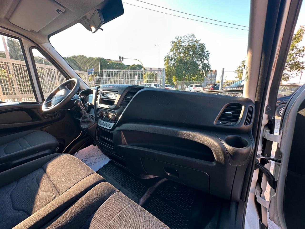 IVECO DAILY 35C14 CASSONE + TELONE SCORREVOLE- 2018-