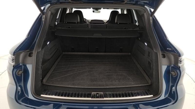 Porsche Cayenne 3.0 V6 E-Hybrid