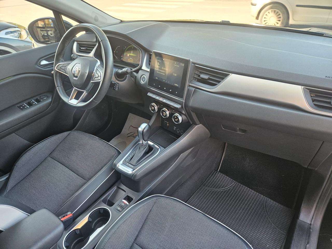 Renault Captur 1.6 E-Tech hybrid 2022