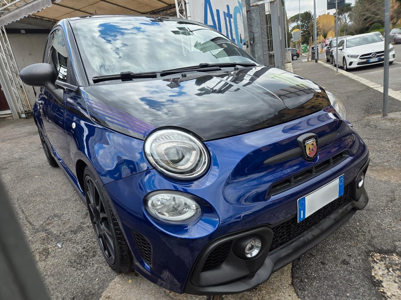 Abarth 595 1.4 Turbo T-Jet 165 CV Monster Energy Yamaha