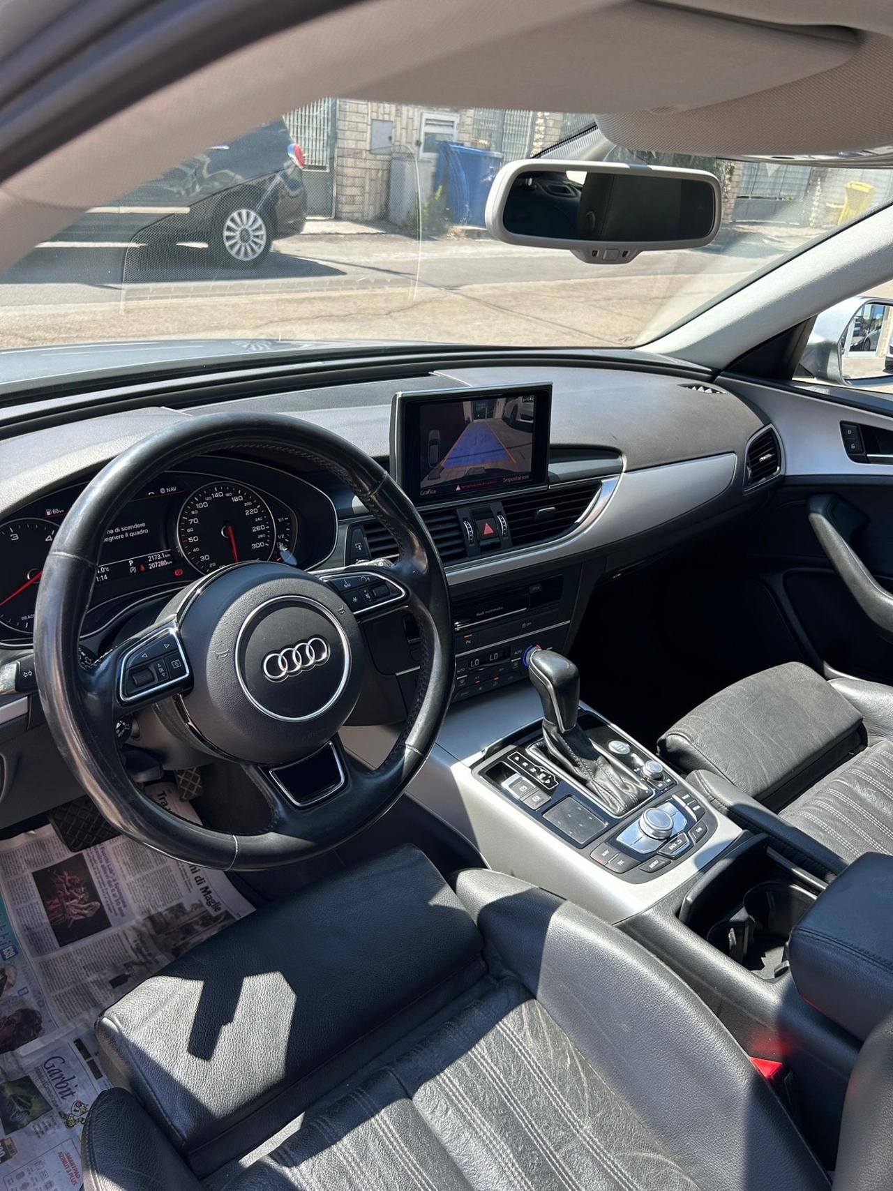 Audi A6 Avant 2.0 TDI 190 CV-2016 TETTO/LED/18"