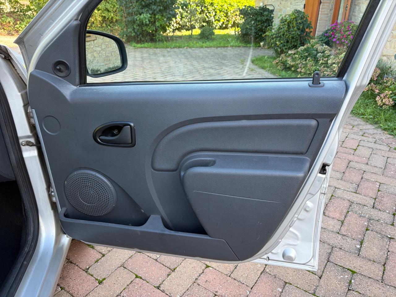 Dacia Logan 1.6 BENZINA/GPL Pik Up 2 POSTI