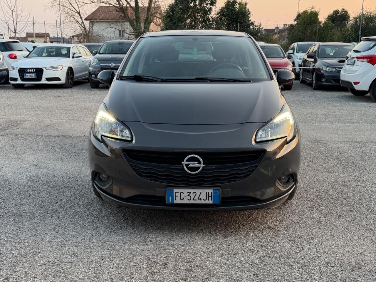 Opel Corsa 1.2 5 porte