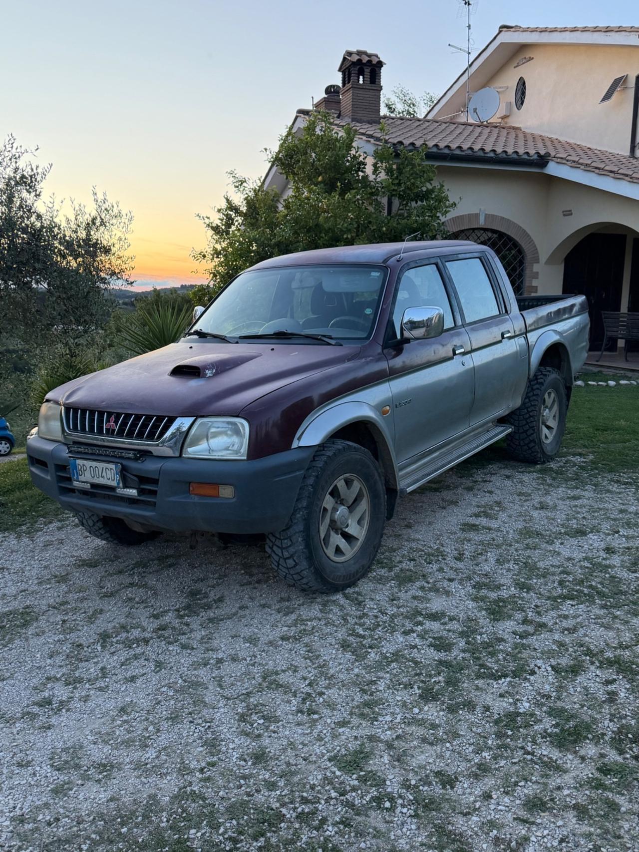 Mitsubishi L200 2.5 TDI 4WD Club Cab Pick-up GL