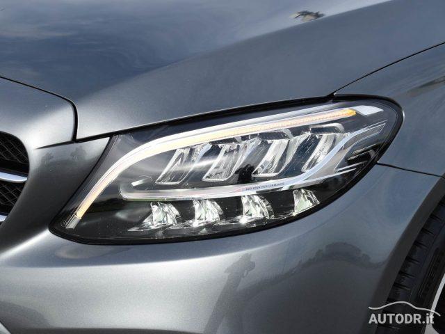 MERCEDES-BENZ C 180 d Wagon Automatic Sport Fari LED, Retrocamera