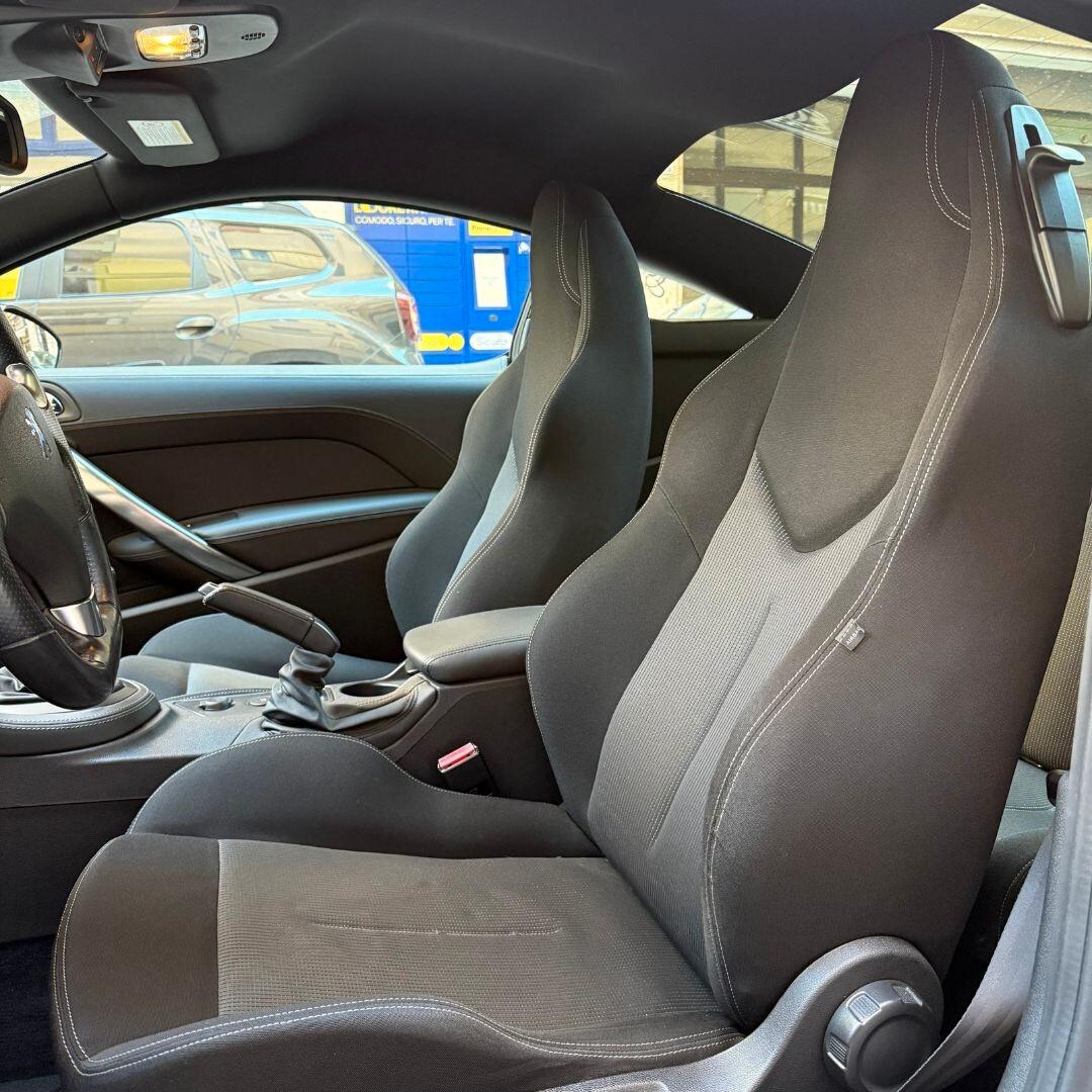 Peugeot RCZ 1.6 THP 156CV