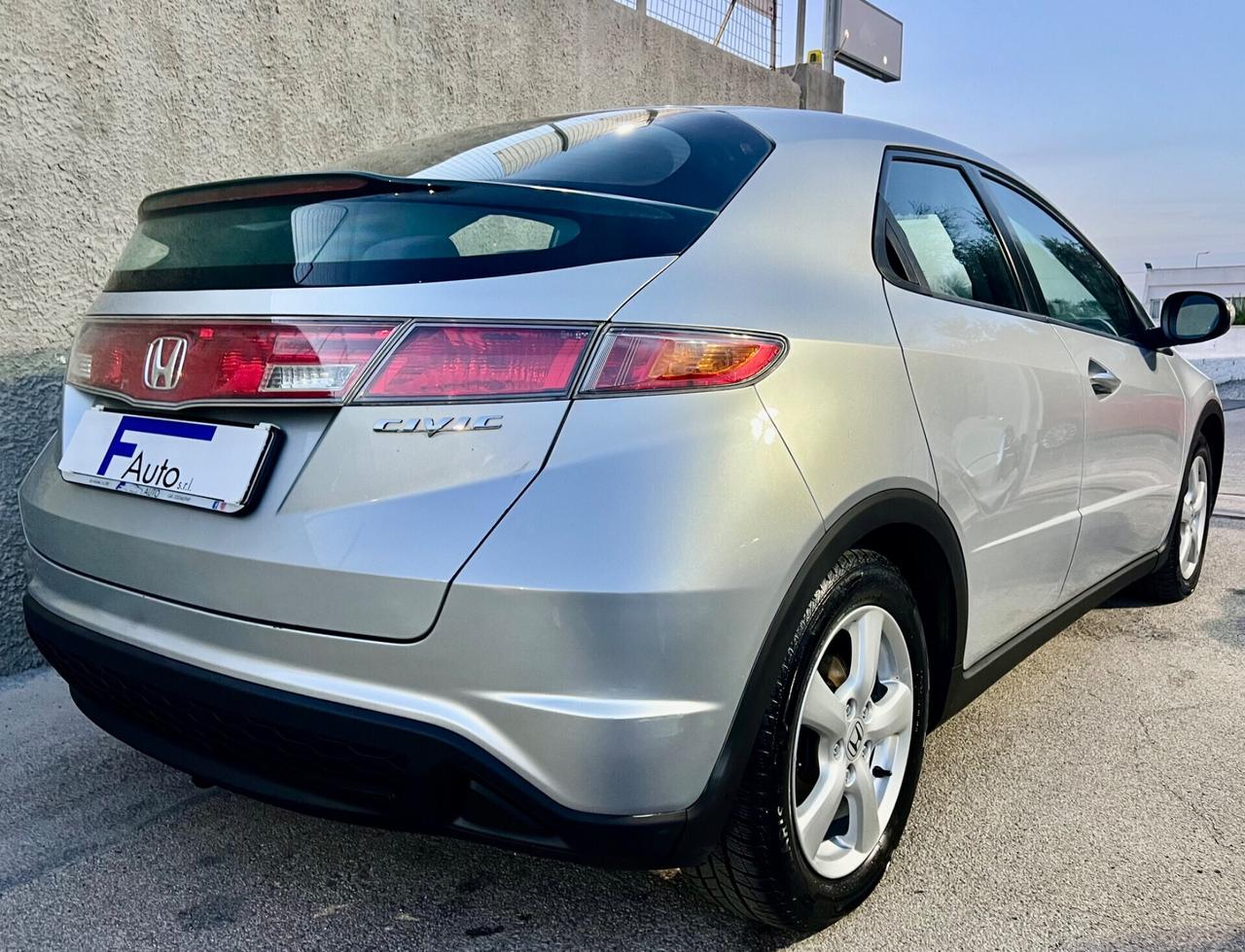 Honda Civic 1.4 i-DSi 5p.Sport,NEOPATENTATI,Climatronic,cerchi in lega,ecc.