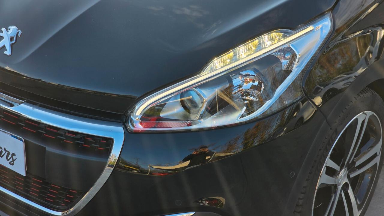 Peugeot 208 BlueHDi 100 5 porte GT Line