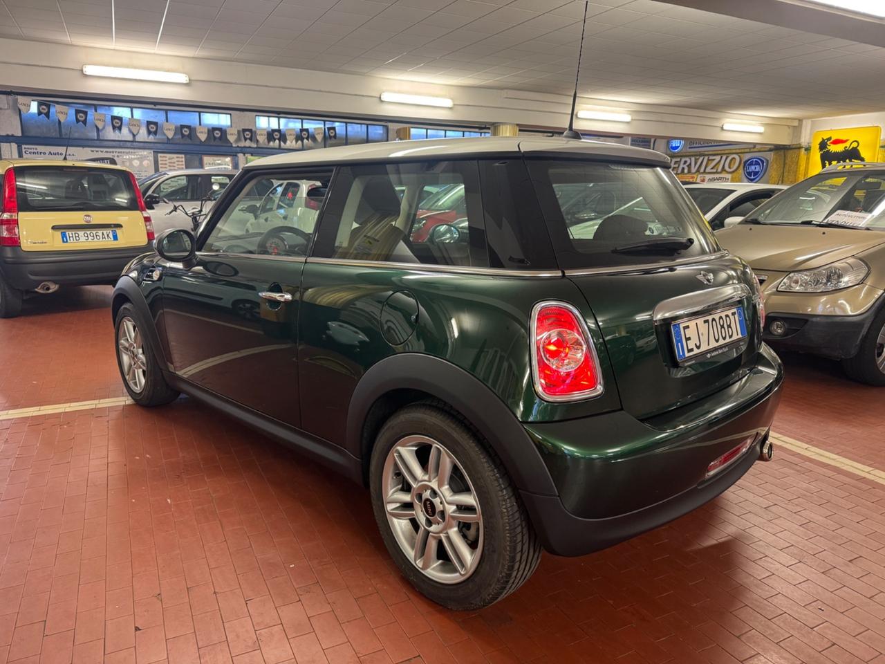 Mini 2.0 16V Cooper D Automatica