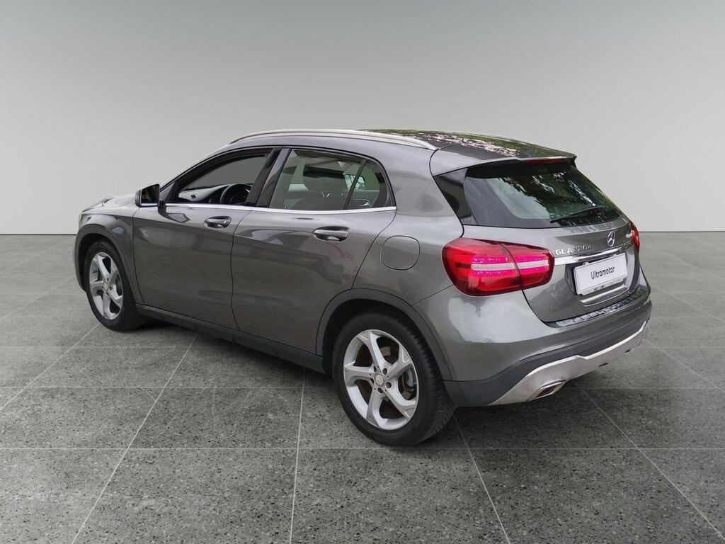 Mercedes GLA 220 220 D Sport 4Matic 7G-DCT