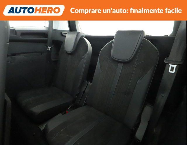 PEUGEOT 5008 BlueHDi 130 S&S Crossway