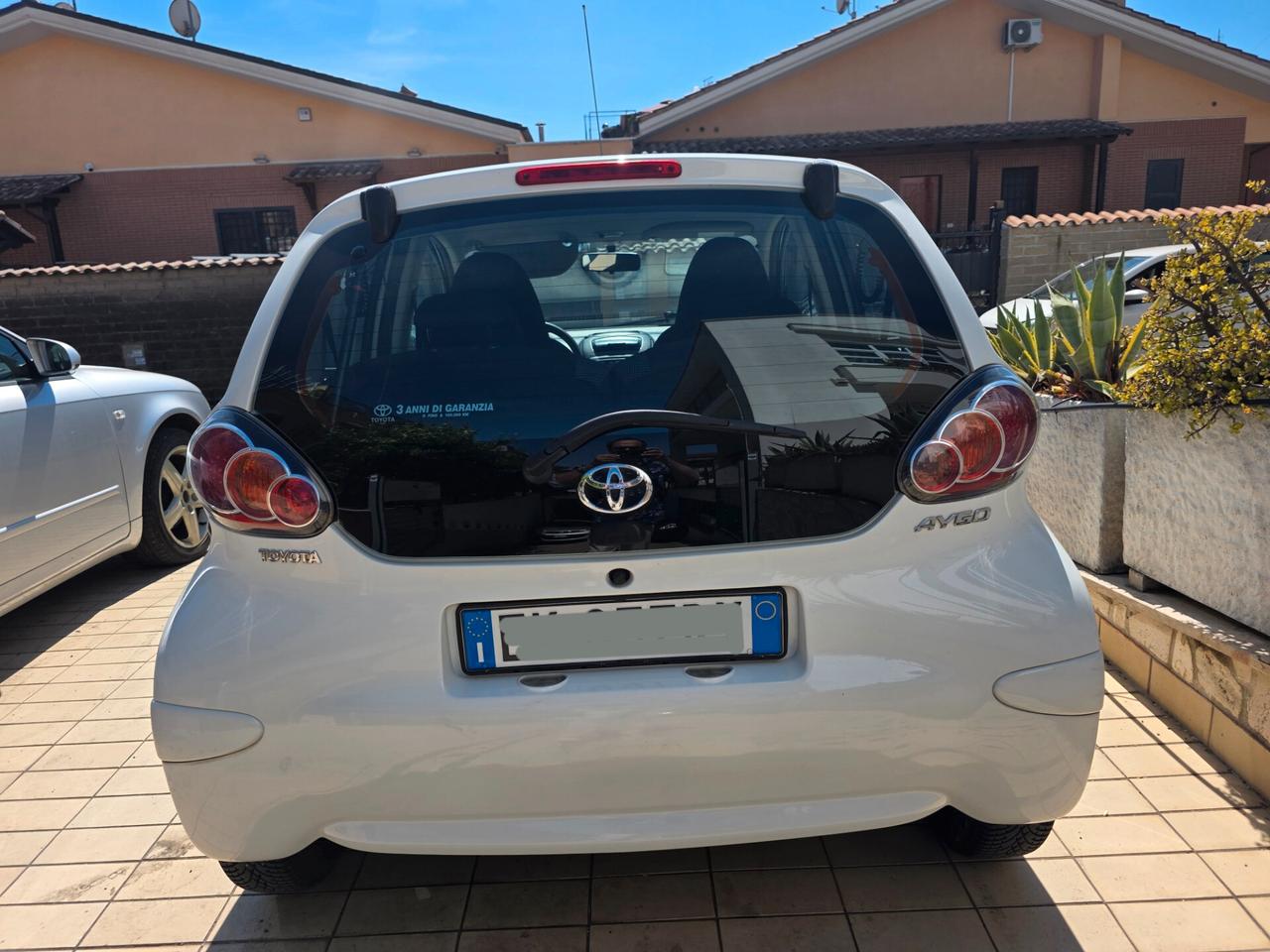Toyota Aygo 1.0 12V VVT-i 5 porte Sol Connect MMT