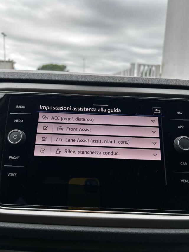 VOLKSWAGEN T-Roc 1.0 TSI Style BlueMotion Technology NEO PATENTATI