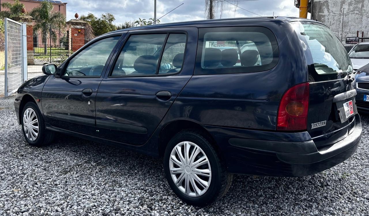 Renault Megane Mégane 1.9 dTi cat RXE