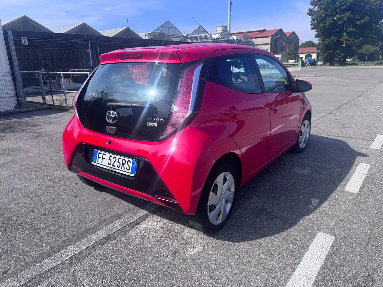 Toyota Aygo 1.0 VVT-i 69 CV 5 porte 11/2016