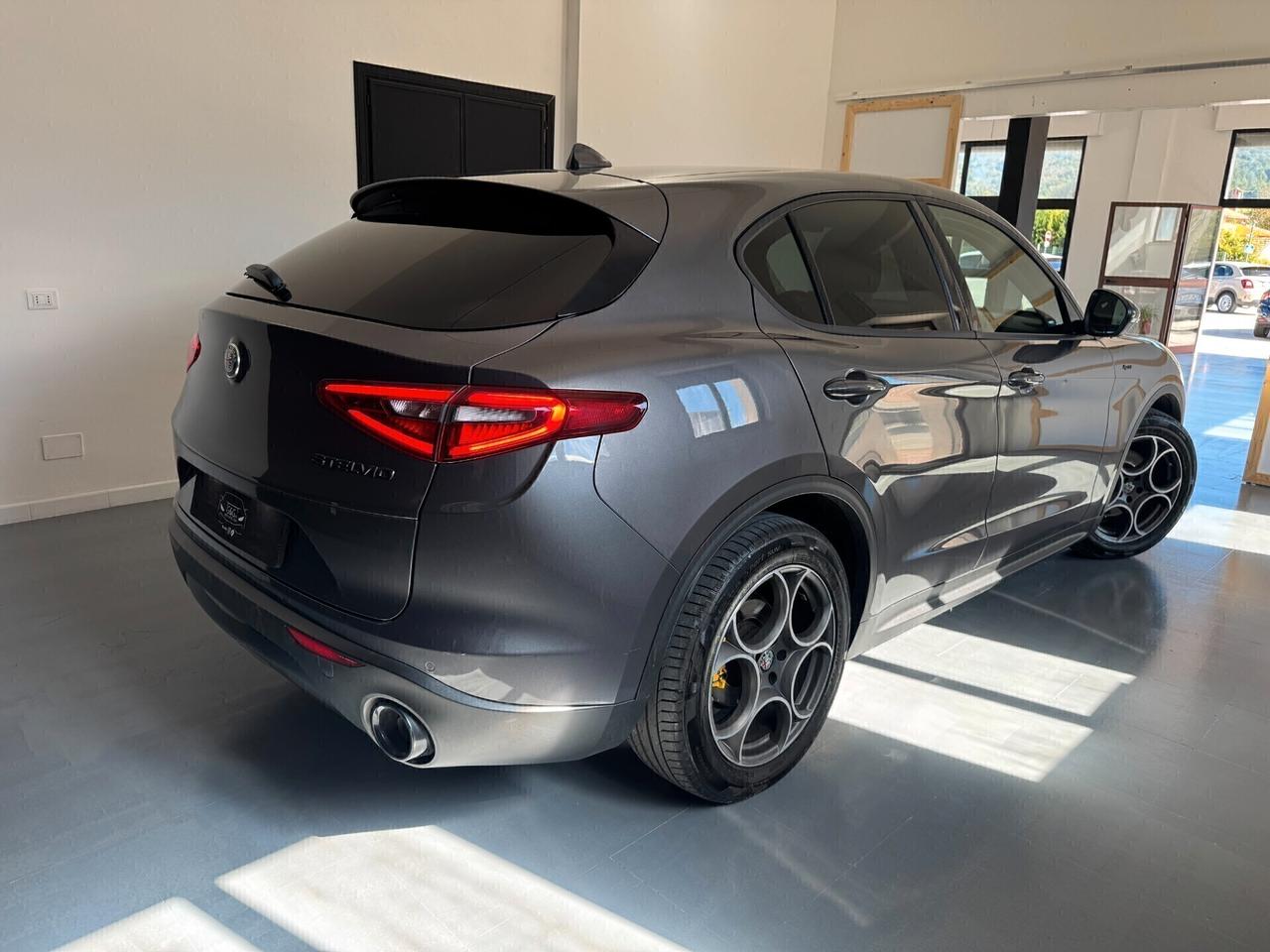 Alfa Romeo Stelvio 2.2 TD 190 CV Sprint - 2021