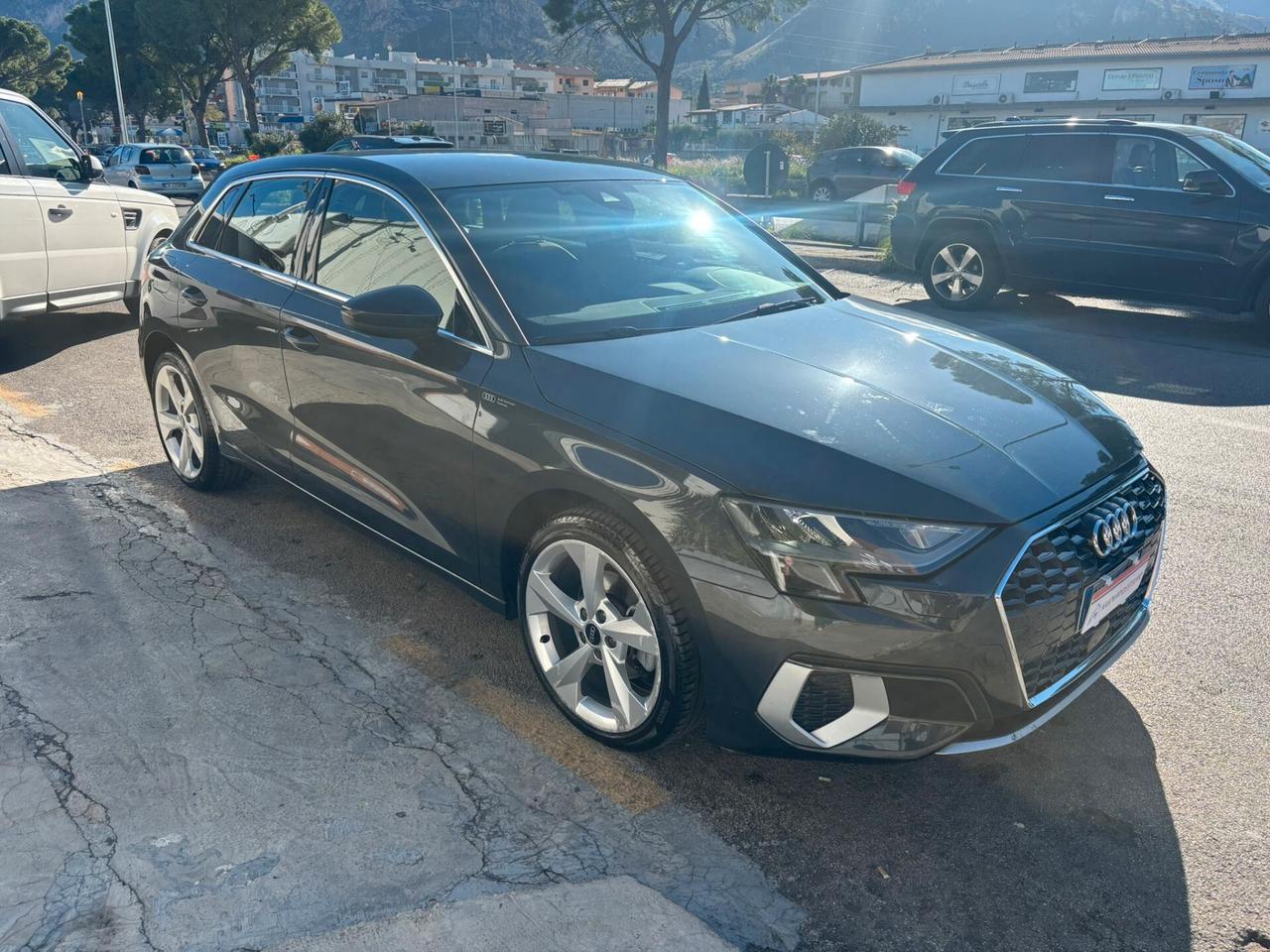 Audi A3 SPB 30 TDI Business Advanced