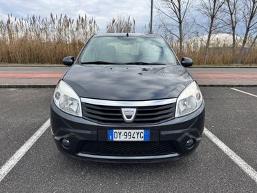 Dacia Sandero 1.4 8V GPL Lauréate