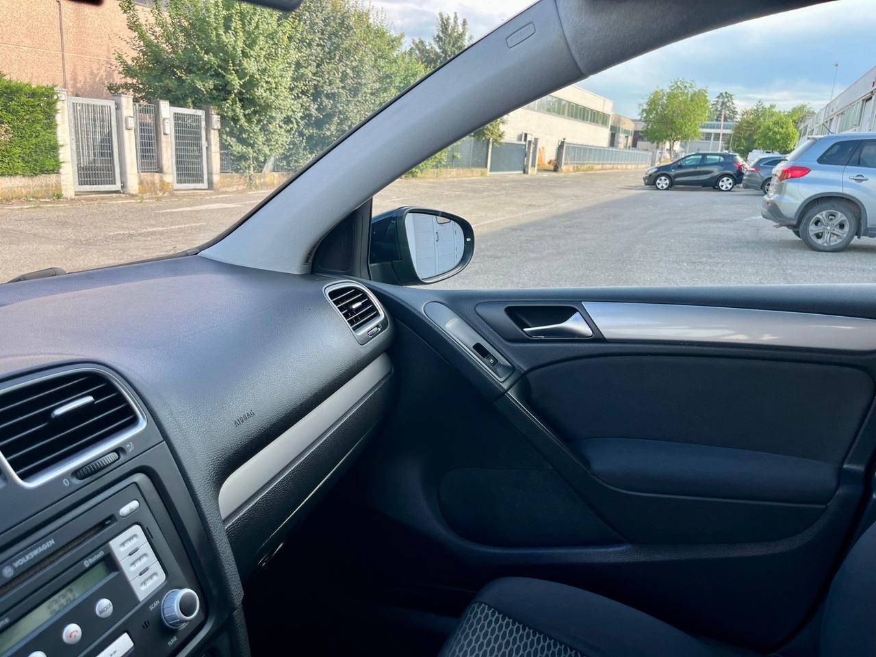 Volkswagen Golf 1.4 TSI 122CV Sport Edition per neopatentati