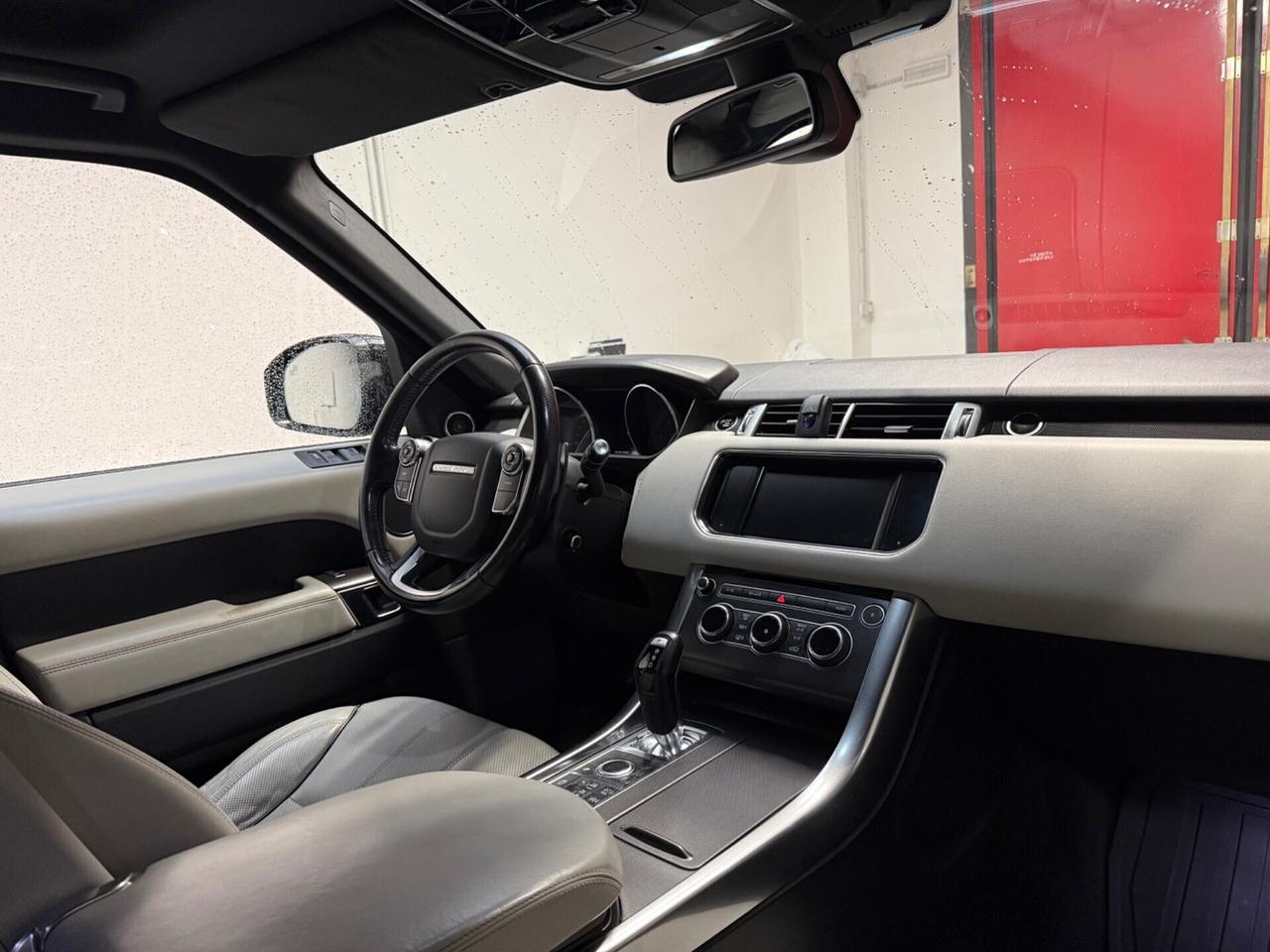 Land Rover Range Sport 3.0 TDV6 HSE