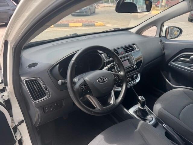 Kia Rio 1.1 CRDi 5p. Cool OK NEOPATENTATI !!
