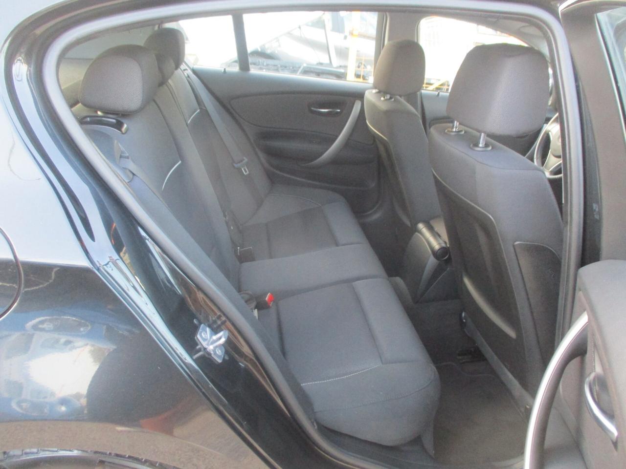 Bmw 118d 5 porte MOLTO BELLA 2010