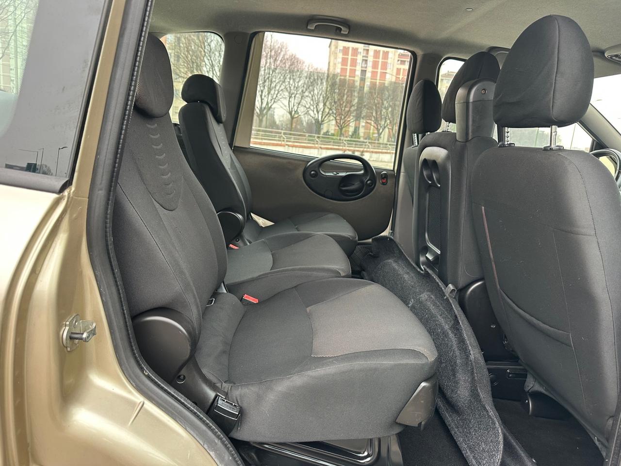 Fiat Multipla 1.6 16V Natural Power 6 posti