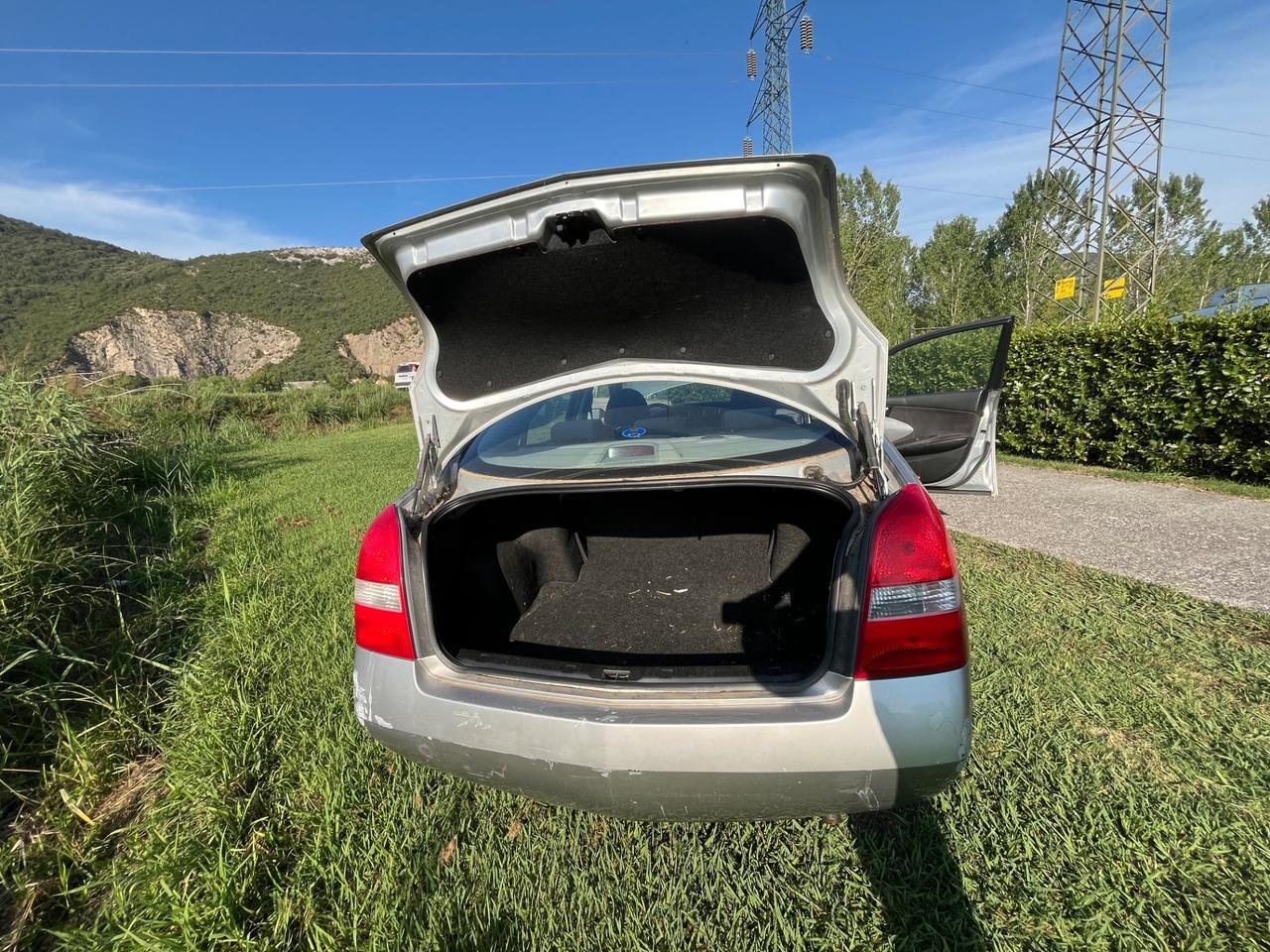 Nissan Primera 1.8 16V 90000km e unico proprietario!