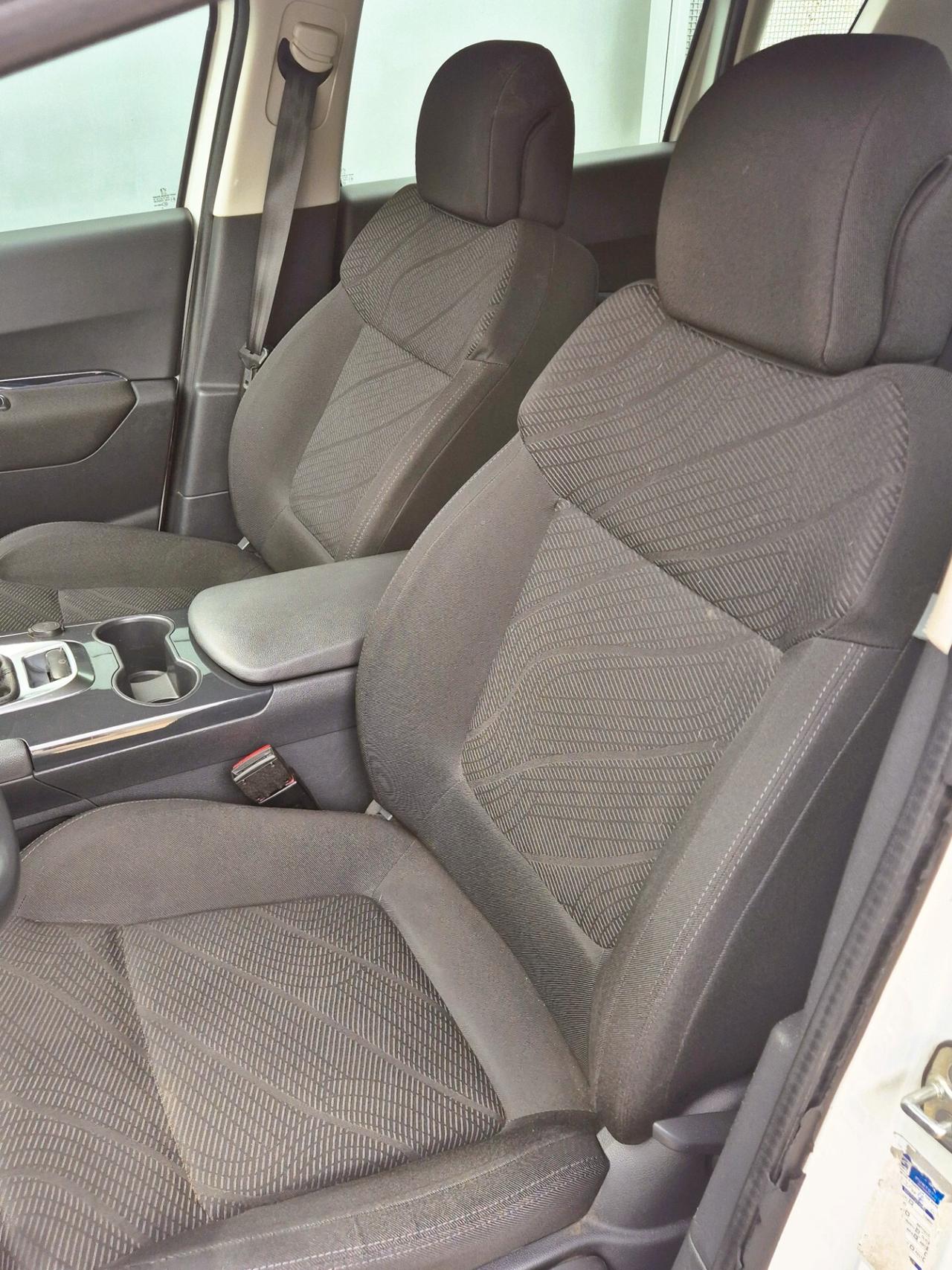 Peugeot 3008 1.6 HDi 110CV
