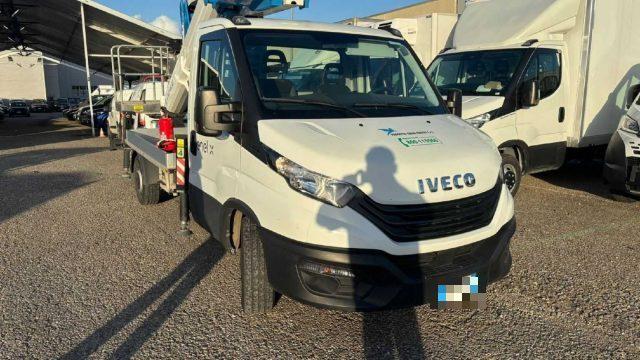 IVECO Daily 35S14 2.3HPT PL PIATTAFORMA CON CESTELLO 20 SOCAGE