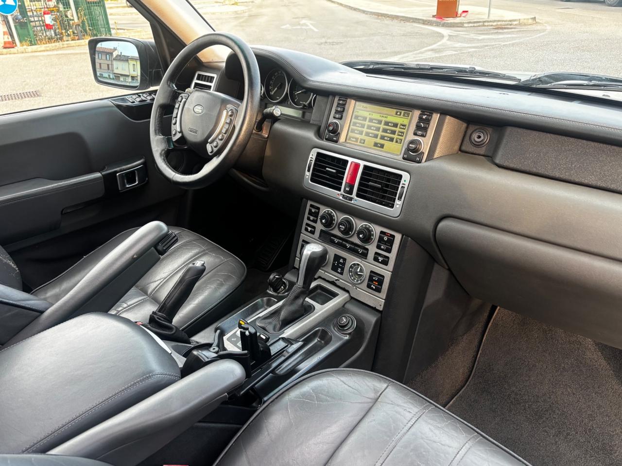 Land Rover Range 3.0 Td6 Vogue Foundry