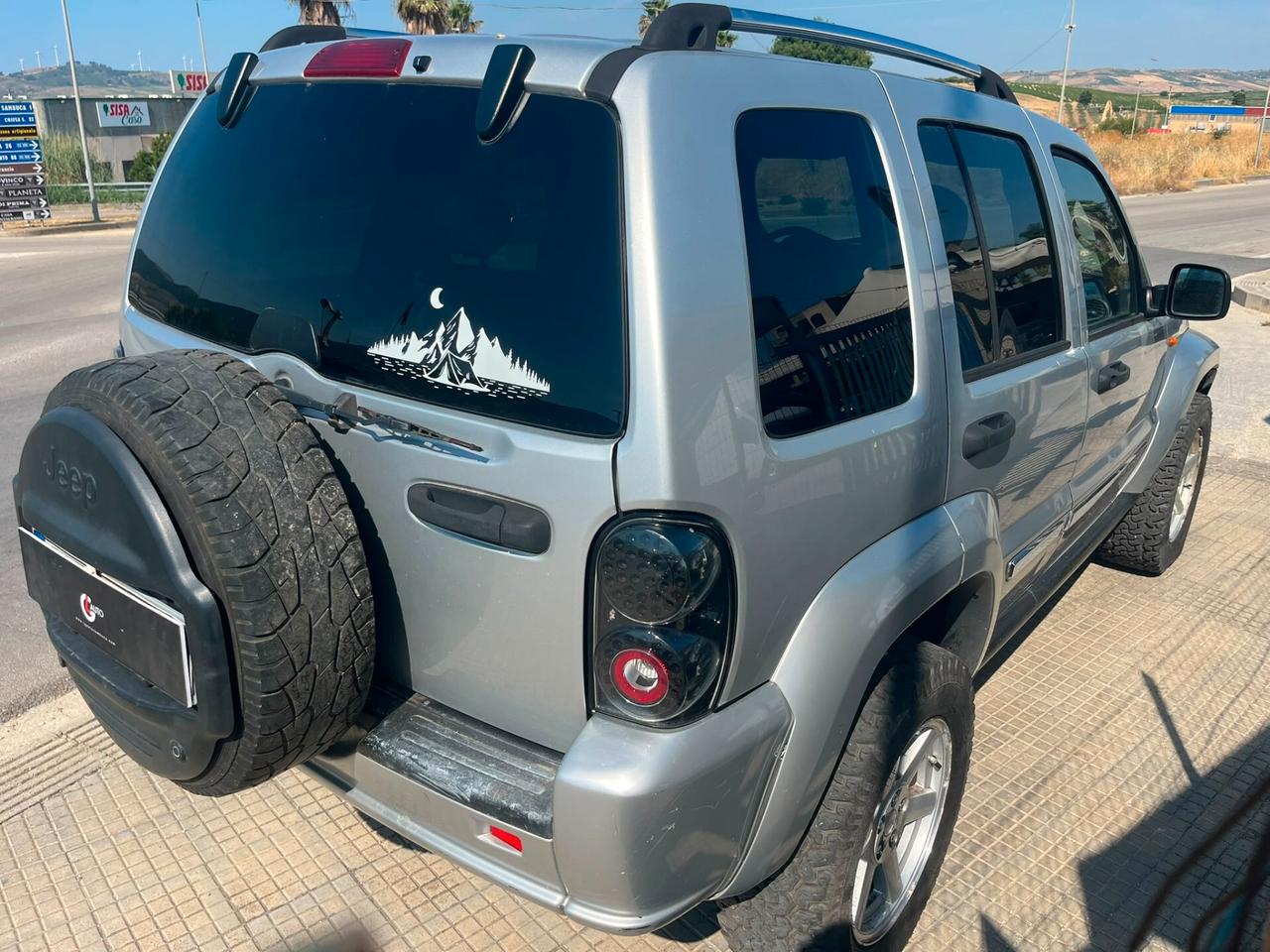 Jeep Cherokee 2.8 CRD