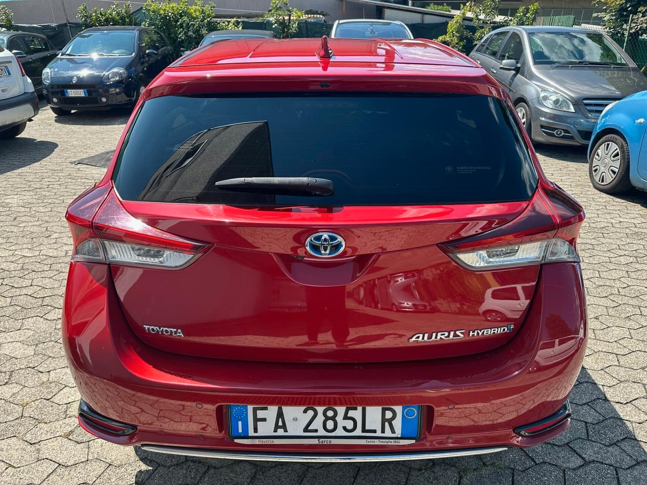Toyota Auris 1.8 Hybrid Lounge*EURO6B*CERCHI