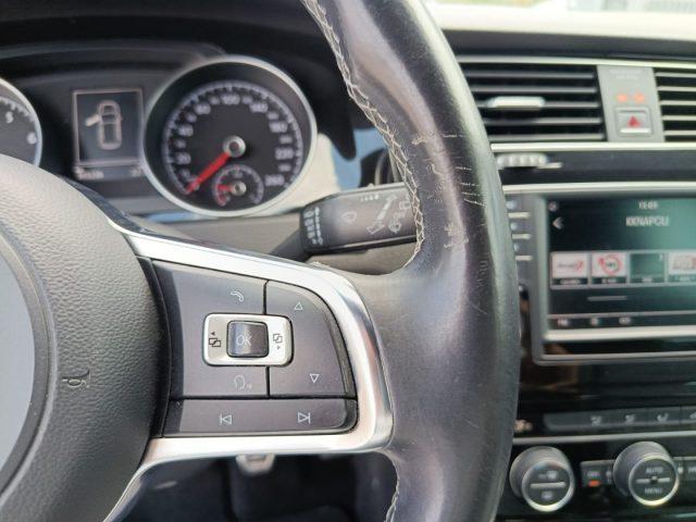 VOLKSWAGEN Golf 1.4 TSI 125 CV 5p. Highline R-LINE