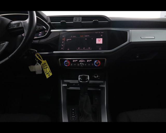 AUDI Q3 35 TDI S tronic Business Advanced