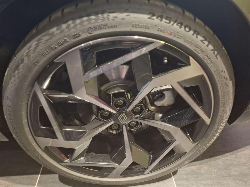 Renault Rafale atelier Alpine Hyper Hybrid E-Tech 4x4