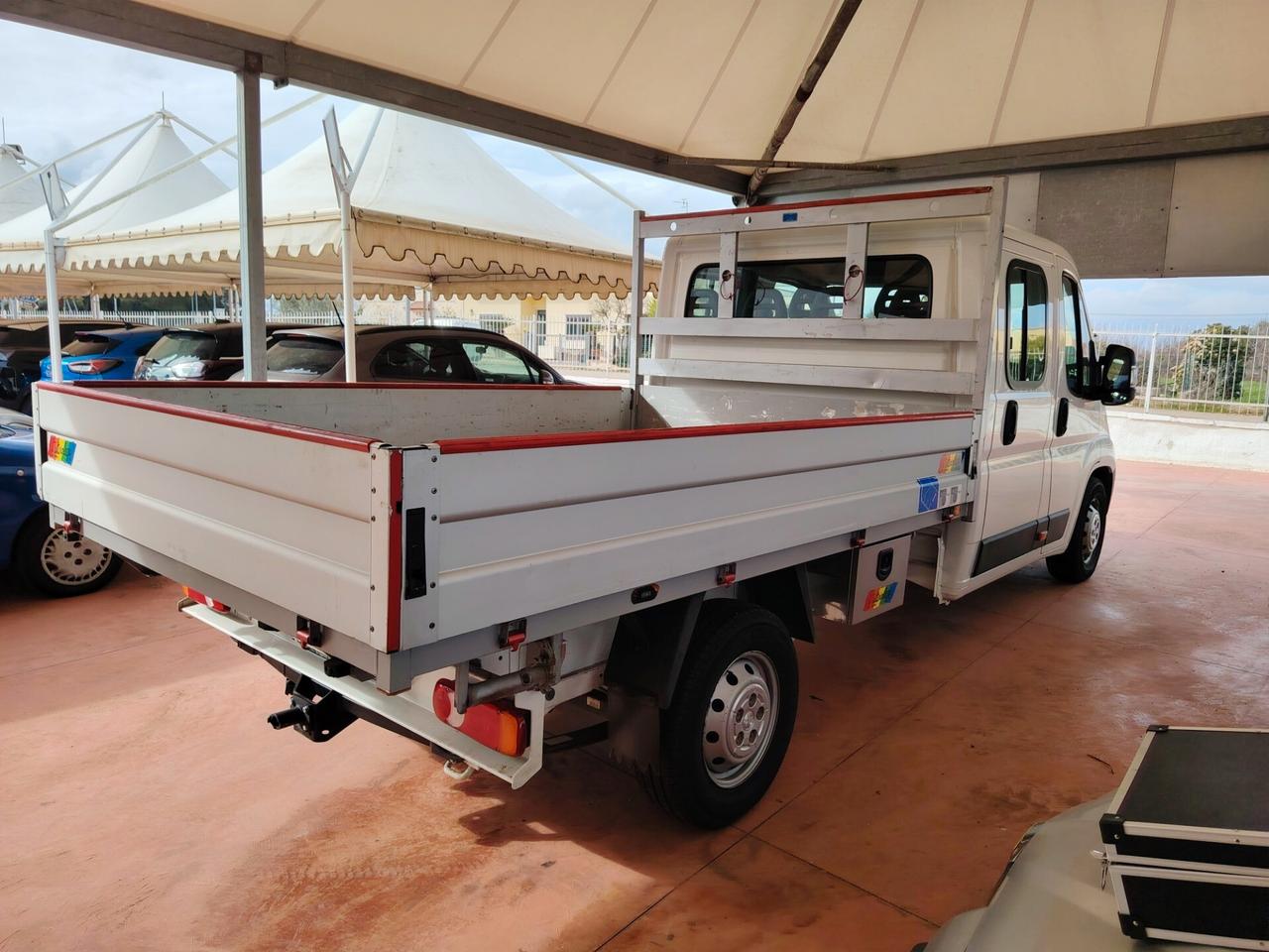 Peugeot boxer cassonato 7 posti iva esposta 2020